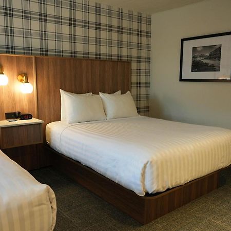 Travelodge By Wyndham Niagara Falls At The Falls Esterno foto